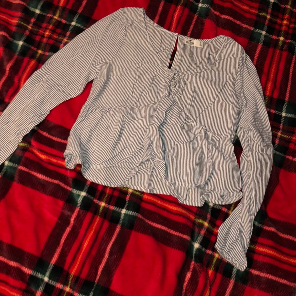 Long sleeve hollister blouse